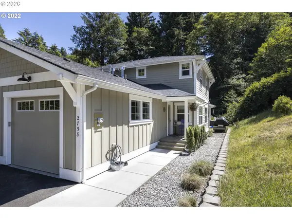 2758 NE 19th St, LincolnCity, OR 97367