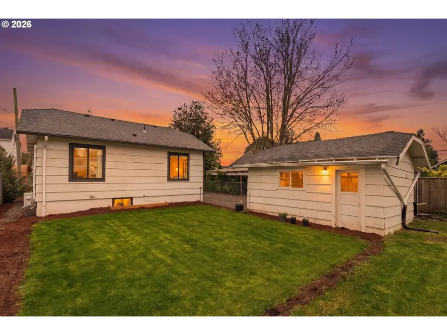 5219 SE Knapp St, Portland, OR 97206 - #2