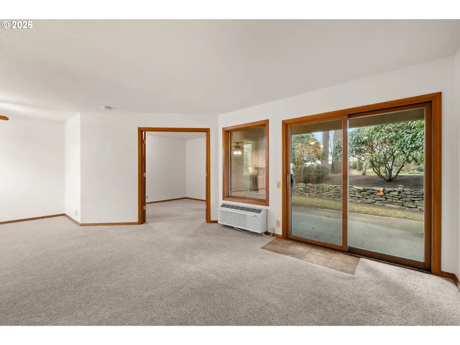 15025 NE Sacramento St #53, Portland, OR 97230 - Image #3