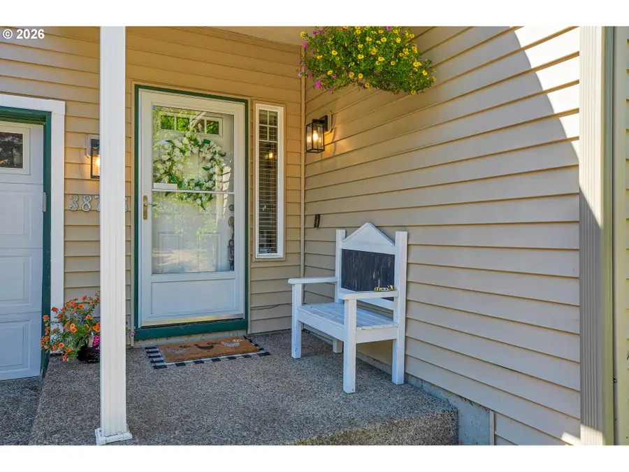 38766 Barlow Pkwy, Sandy, OR 97055 - #3