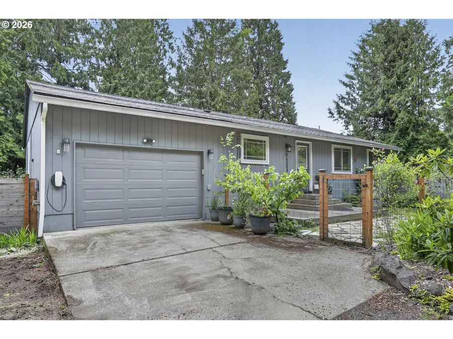 75054 Debast Rd, Rainier, OR 97048 - #2