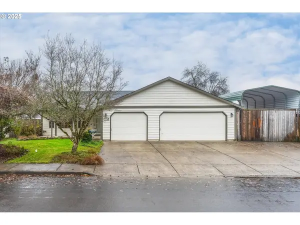 703 NW 17th St, BattleGround, WA 98604