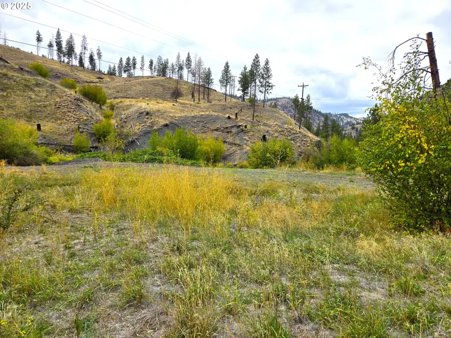 25920 Hwy 395 S, Canyon City, OR 97820 - Image #3