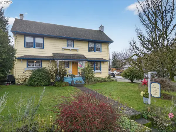 648 W Main St, Carlton, OR 97111