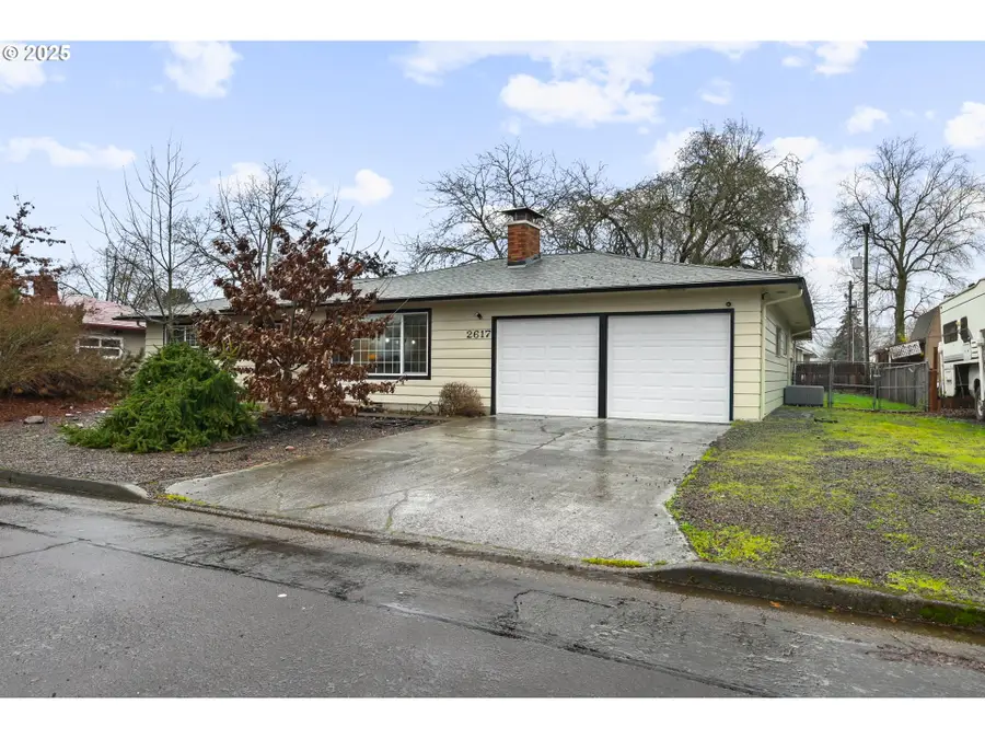 2617 Fulton St, Albany, OR 97322 - Image #2