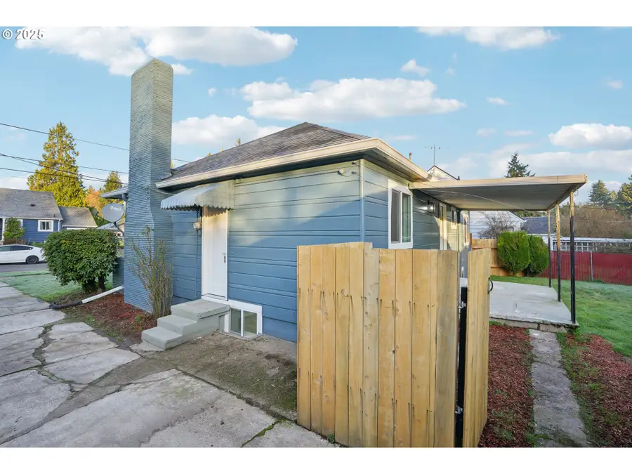 5818 NE 35th Pl, Portland, OR 97211 - Image #3