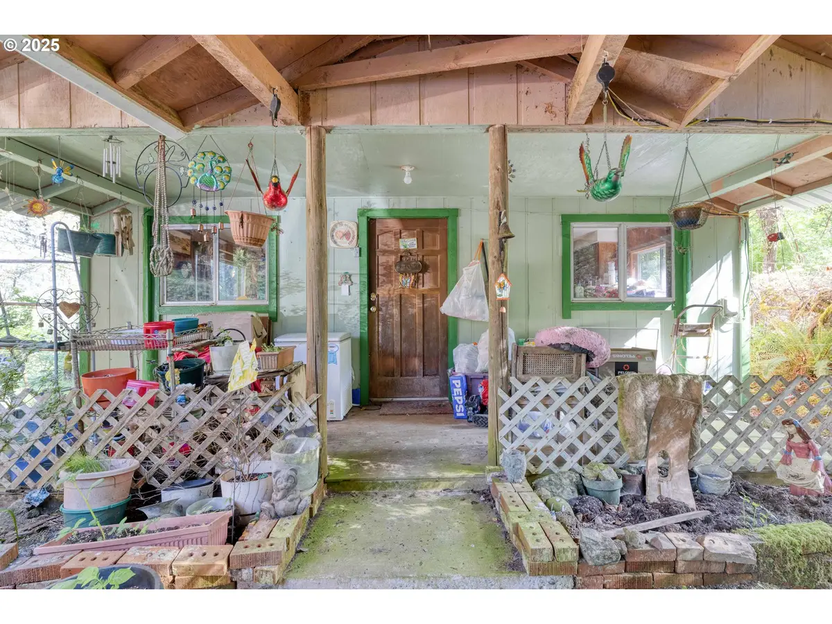 56010 Goldbrick Rd, Myrtle Point, OR 97458 - Image #1