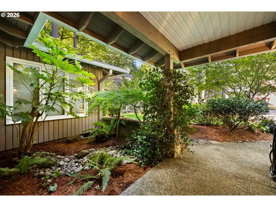17280 SW Oakenshield Ct, Durham, OR 97224 - #2