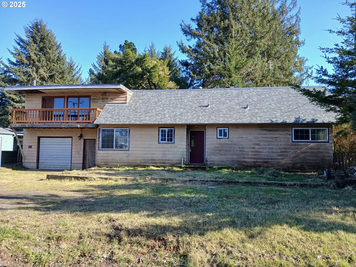 91618 Cape Arago Hwy, Barview, OR 97420 - Image #1