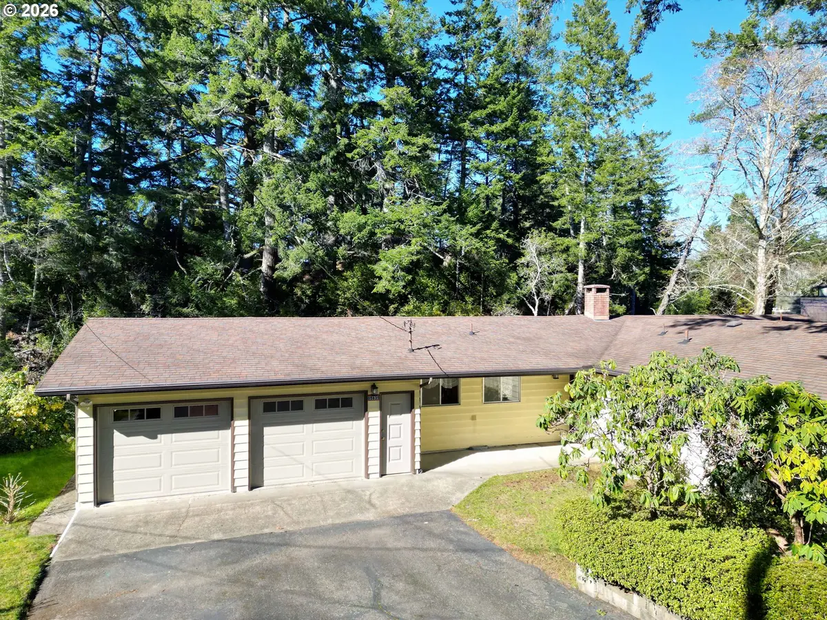 5635 Martin Rd, Florence, OR 97439 - #1