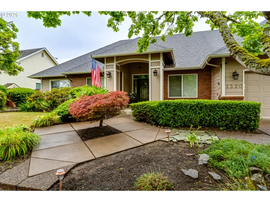 3320 Saint Thomas St, Eugene, OR 97408 - #3