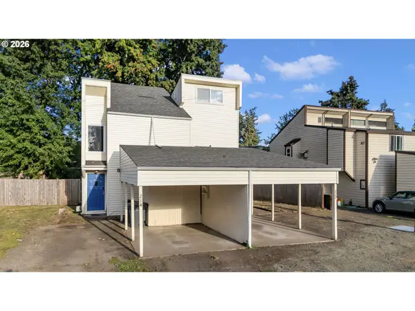 220 SE 28th Ave, Hillsboro, OR 97123