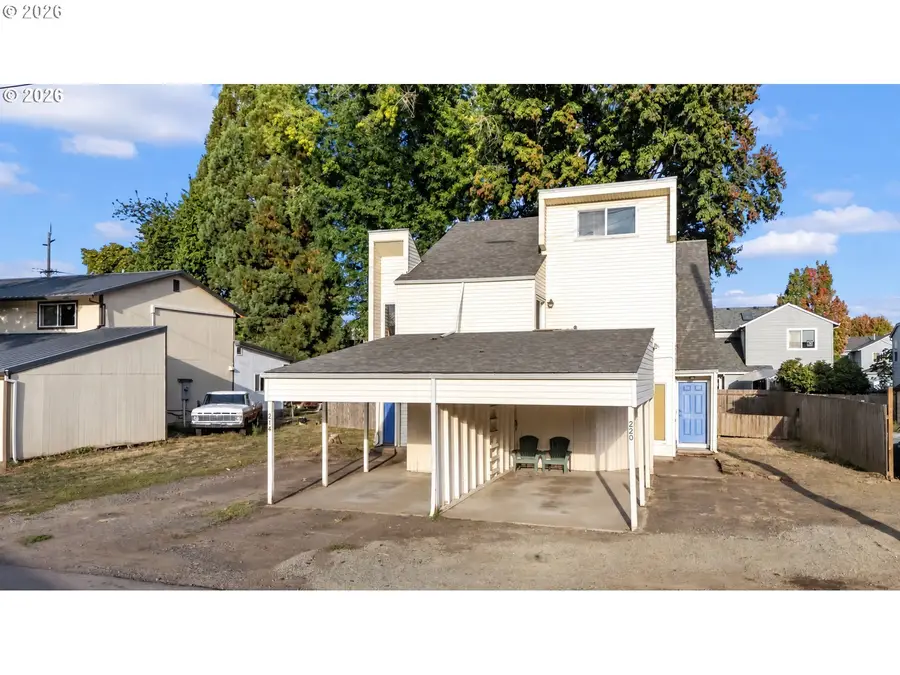 220 SE 28th Ave, Hillsboro, OR 97123 - #3