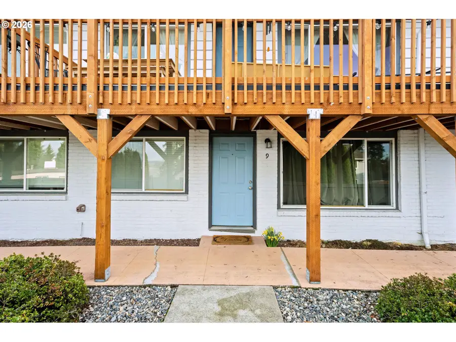 2102 NW Kelly Dr #9, Vancouver, WA 98665 - #2