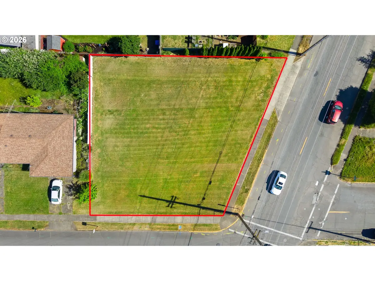 510 N Main St, Mount Angel, OR 97362 - #1