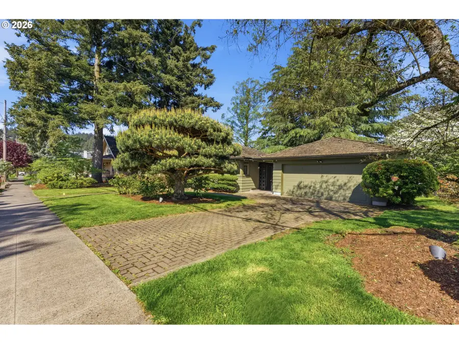 2730 SE 66th Ave, Portland, OR 97206 - #3