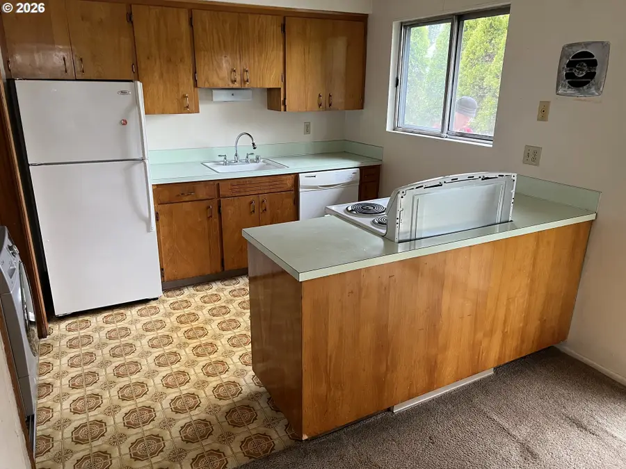 3506 M St, Vancouver, WA 98663 - #2