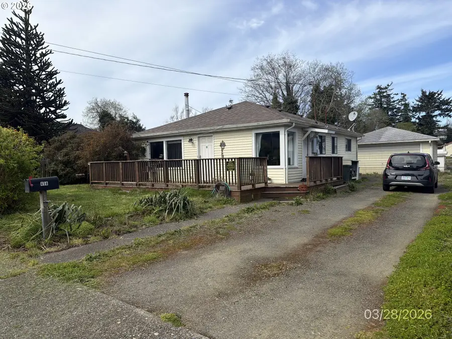 456 N Cammann St, Coos Bay, OR 97420 - #2