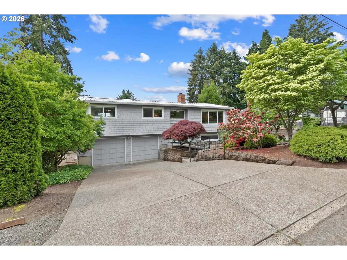 855 SW Spring Ln, Portland, OR 97225 - #1