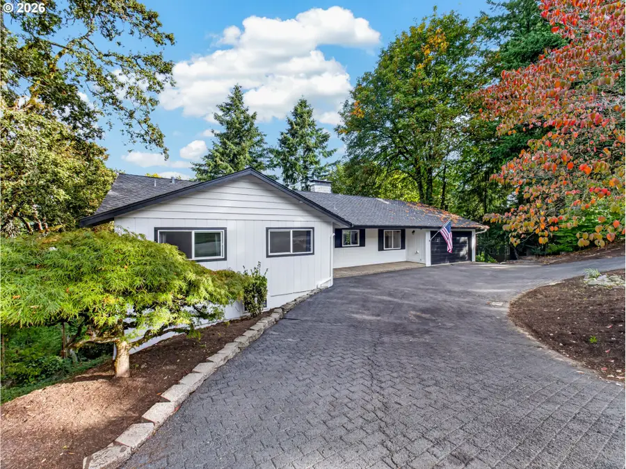 17701 Overlook Cir, Lake Oswego, OR 97034 - #2