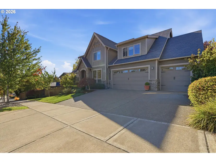 3715 N Knoll Dr, Newberg, OR 97132 - #2