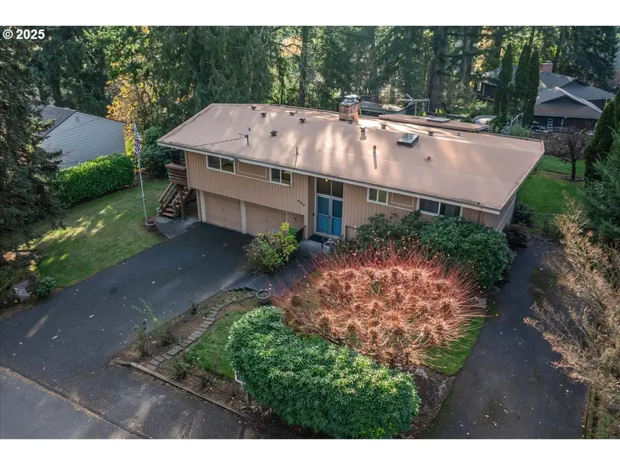 690 Marylhurst Dr, Northwest Clackamas, OR 97068 - Image #3
