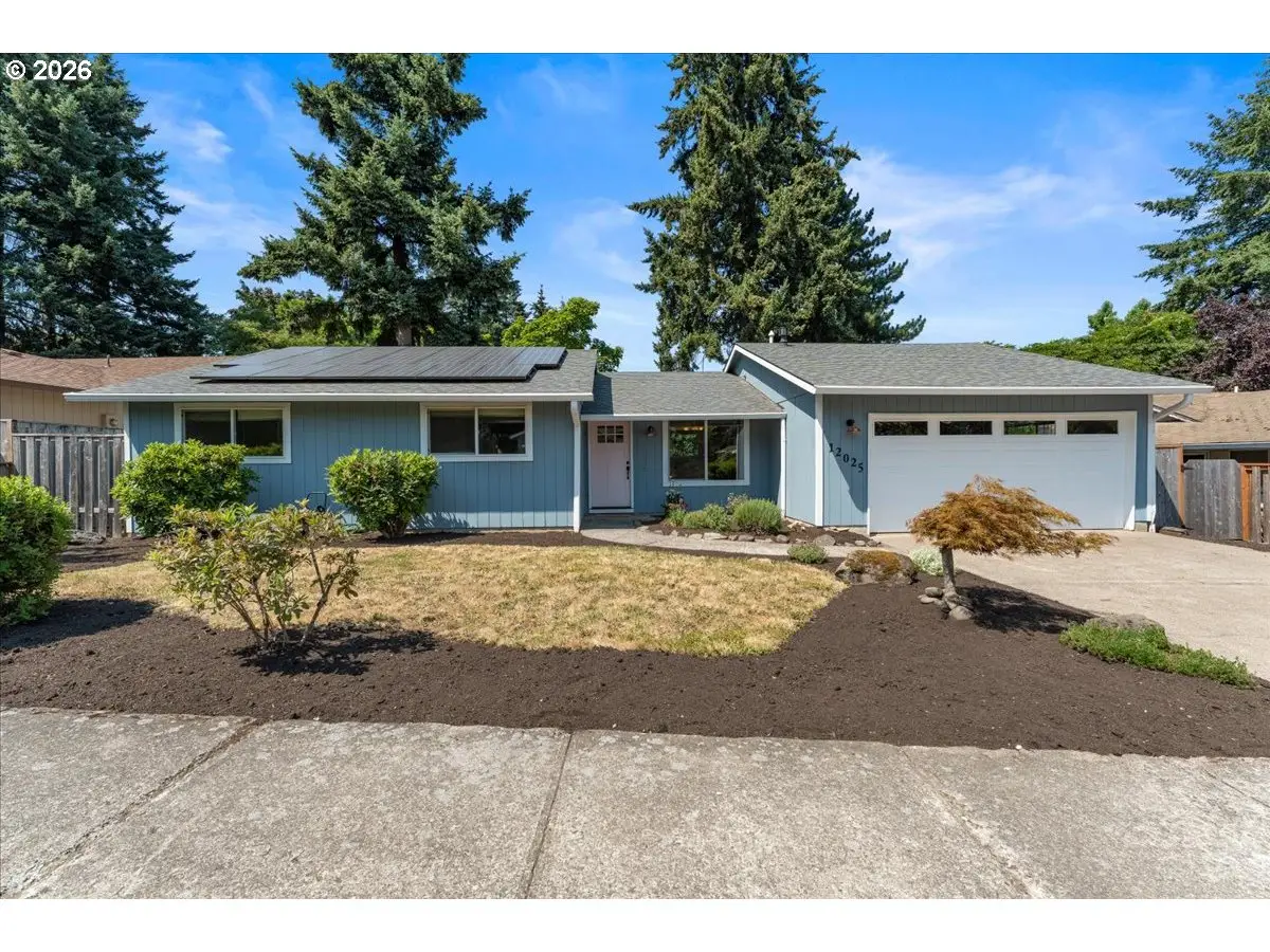 12025 SW Springwood Dr, Portland, OR 97223 - #1