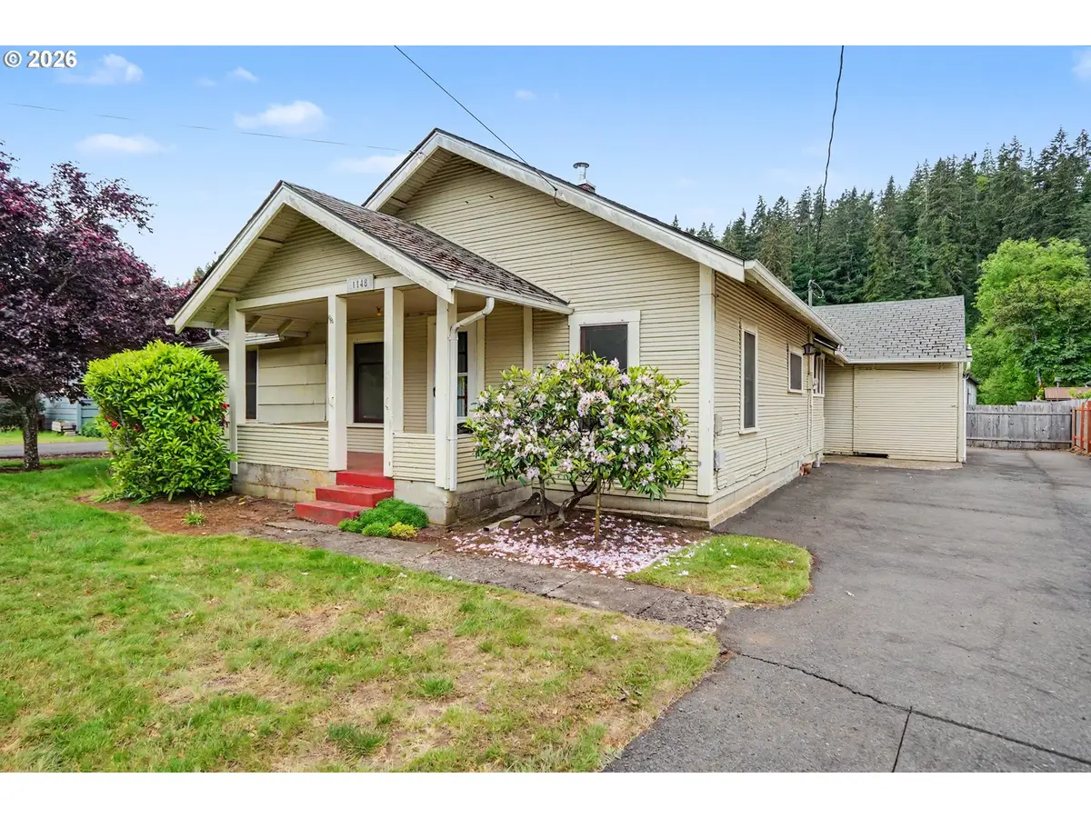 1148 S Water St, Silverton, OR 97381 - #1