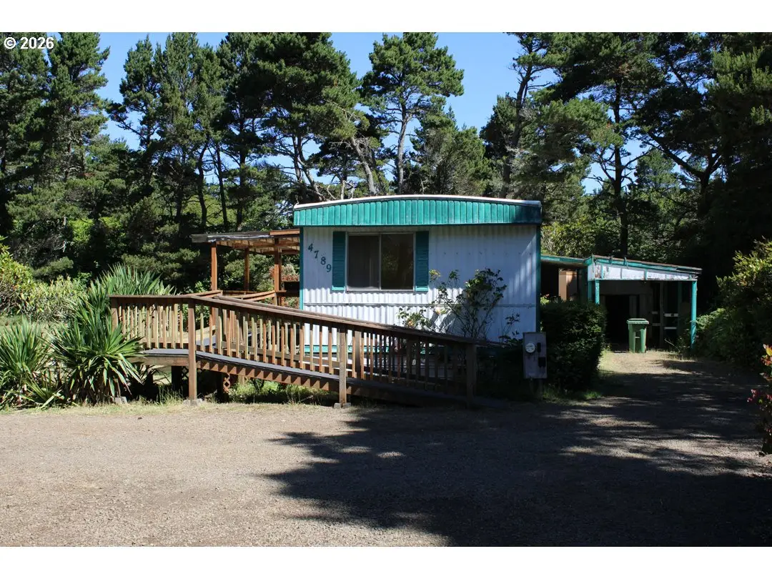4789 Rhododendron Loop, Florence, OR 97439 - #1