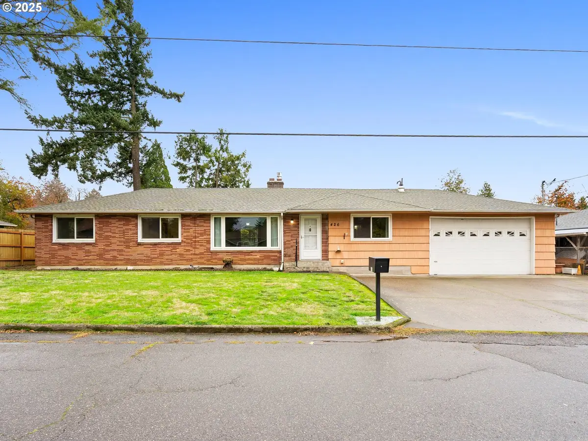 426 NE 116th Pl, Portland, OR 97220 - Image #1