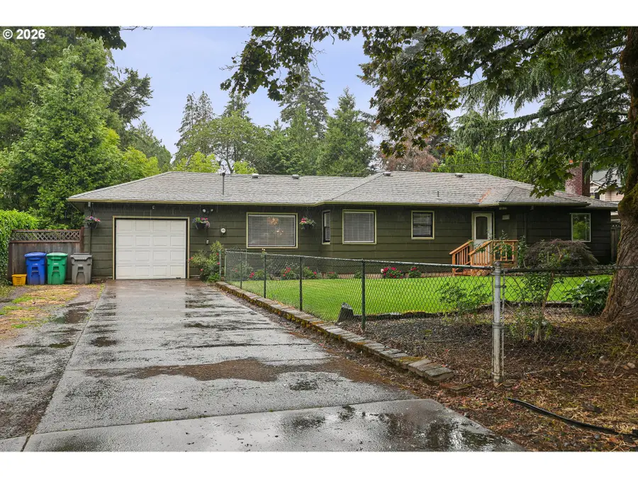 14707 SE Bush St, Portland, OR 97236 - #2