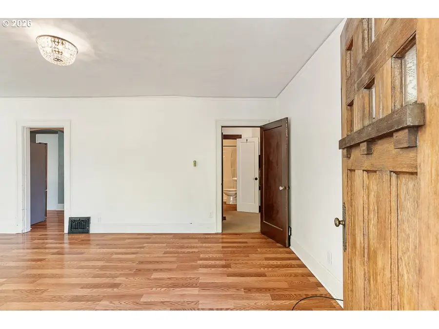 173 Pioneer Ave, Castle Rock, WA 98611 - #2