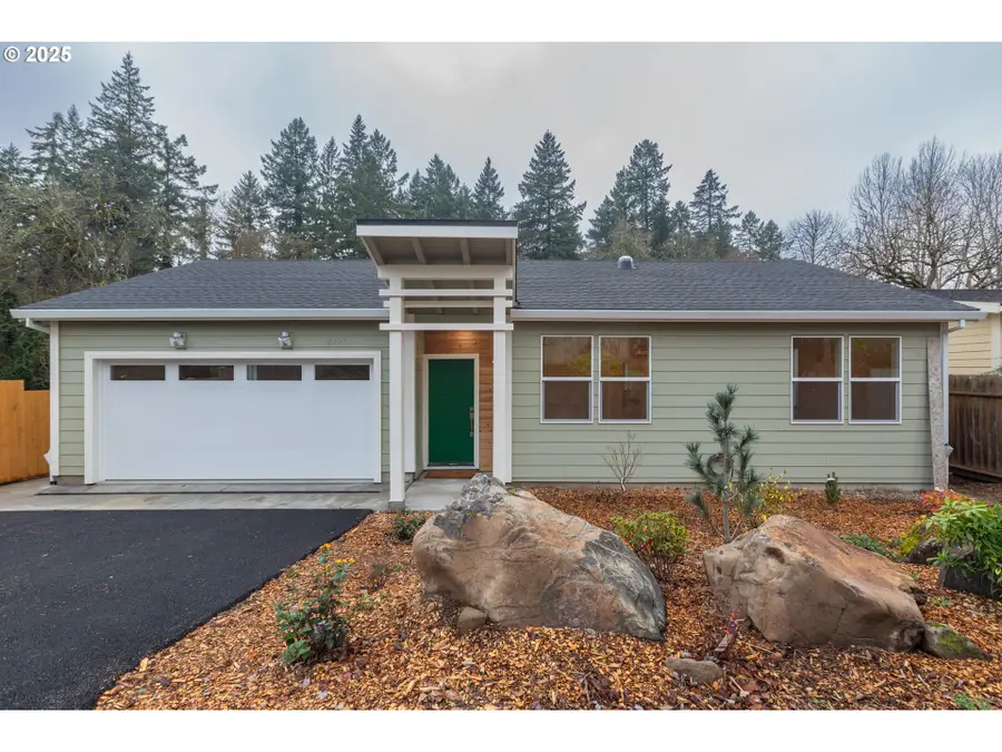 15427 SE River Rd, Oak Grove, OR 97267 - Image #2