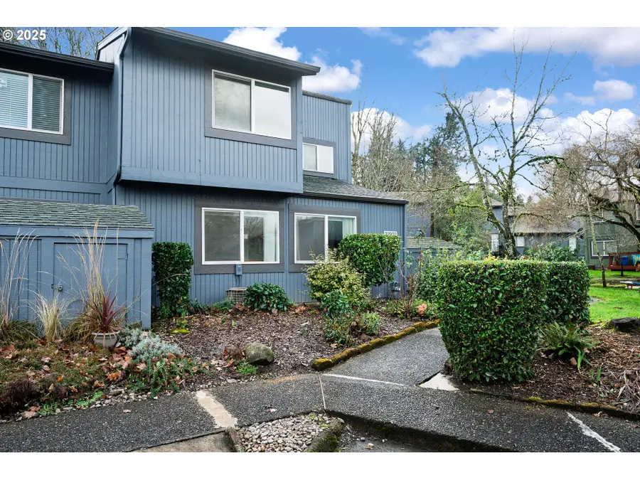 23932 NE Poplar Ct, Wood Village, OR 97060 - Image #3