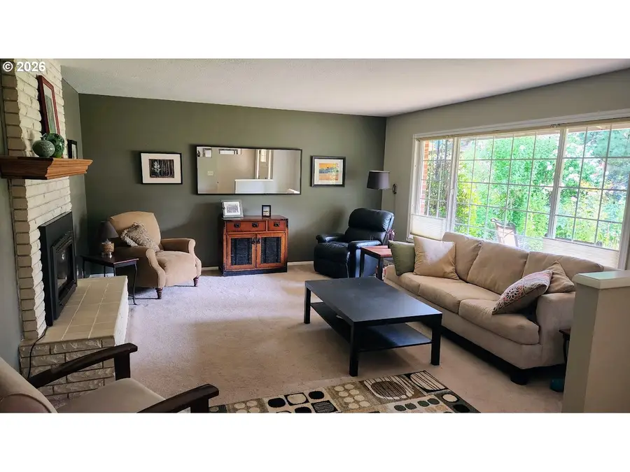 7520 SW Belmont Dr, Beaverton, OR 97008 - #3