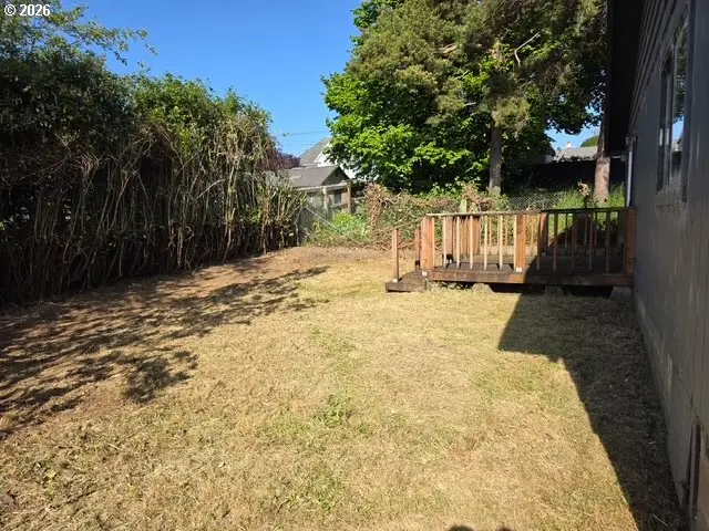 1125 Maple St, Myrtle Point, OR 97458 - #3