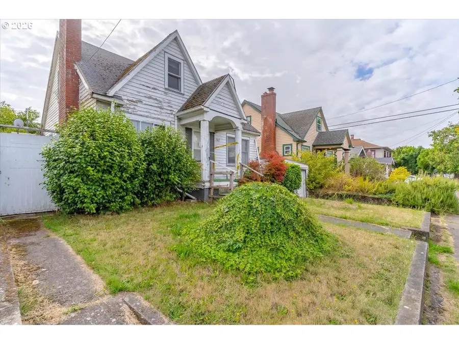 1782 Capitol St, Salem, OR 97301 - #3