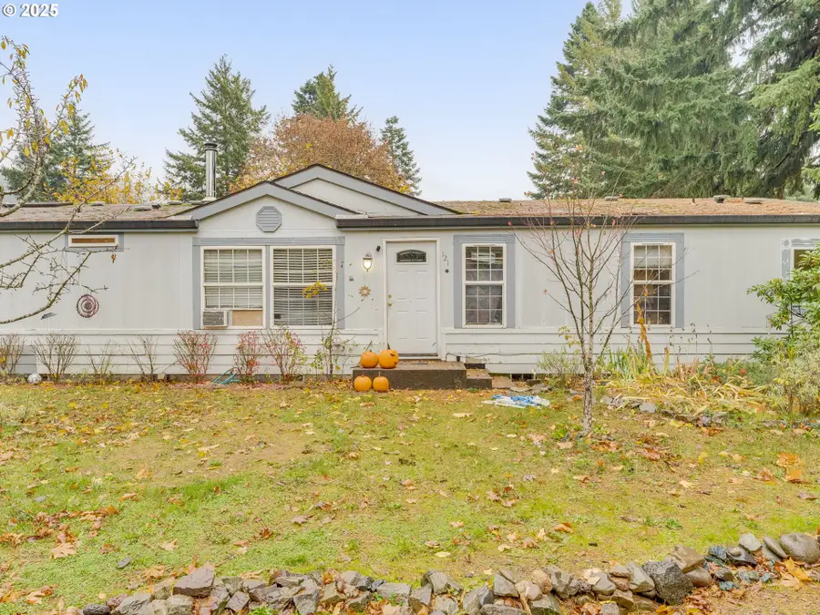 121 Rosenbach Ln, Carson, WA 98610 - Image #2
