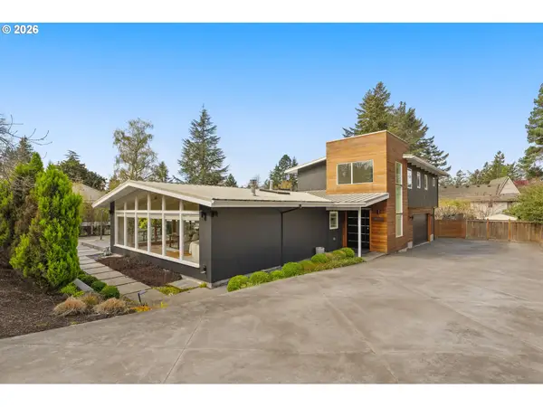 4207 SW 52nd Ave Sw, Portland, OR 97221