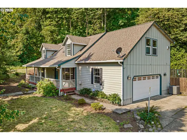 620 S 67th St, Springfield, OR 97478