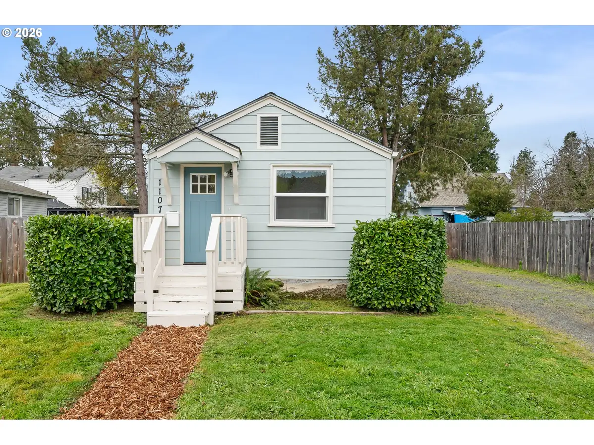 1107 S 7th St, Cottage Grove, OR 97424 - #1