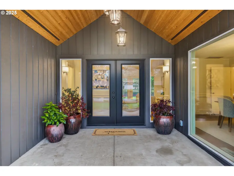 8920 SW Jamieson Rd, Portland, OR 97225 - Image #3