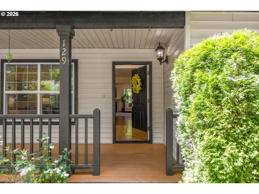 129 NE Danbury Ave, Hillsboro, OR 97124 - #3