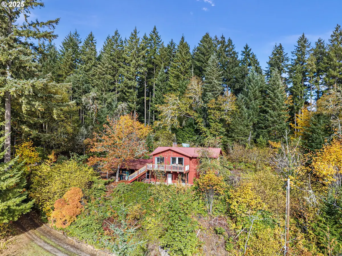 24763 Sturtevant Dr, Veneta, OR 97487 - Image #1