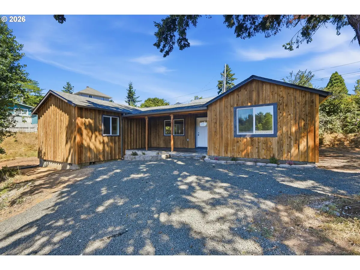 511 9th Ave, Coos Bay, OR 97420 - #1