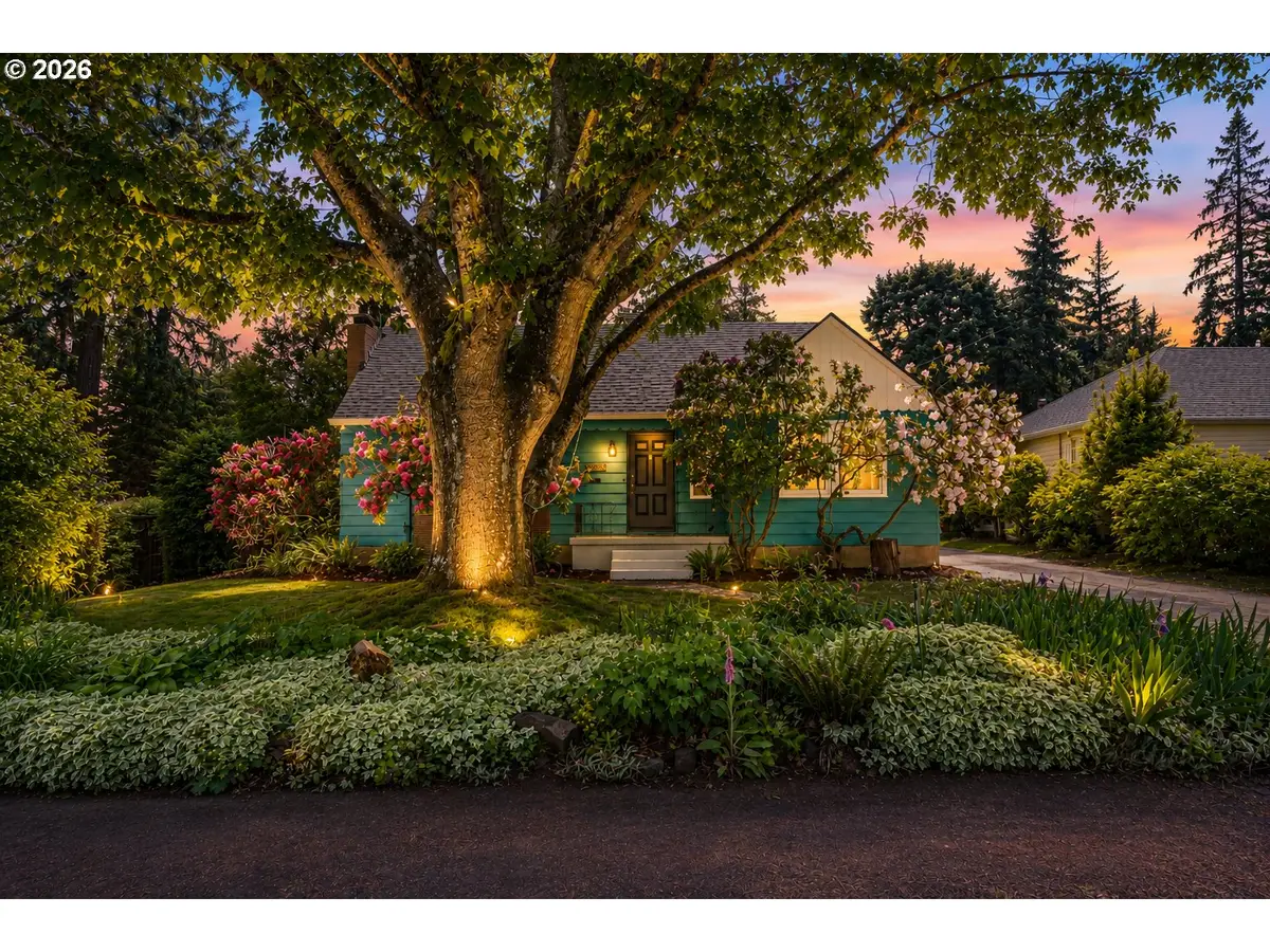10030 NE Skidmore St, Portland, OR 97220 - #1