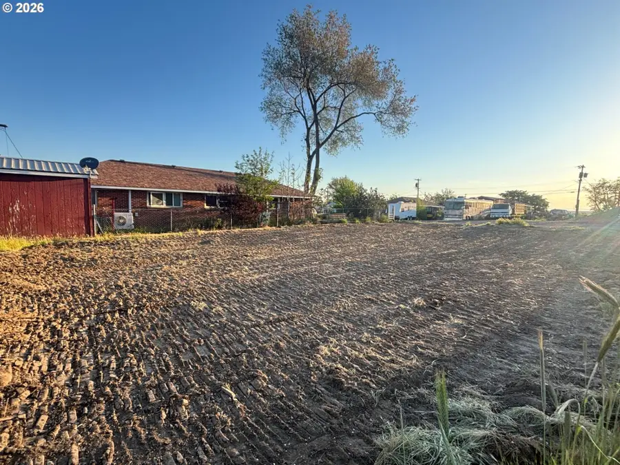 815 SE 6th St, Pendleton, OR 97801 - #3
