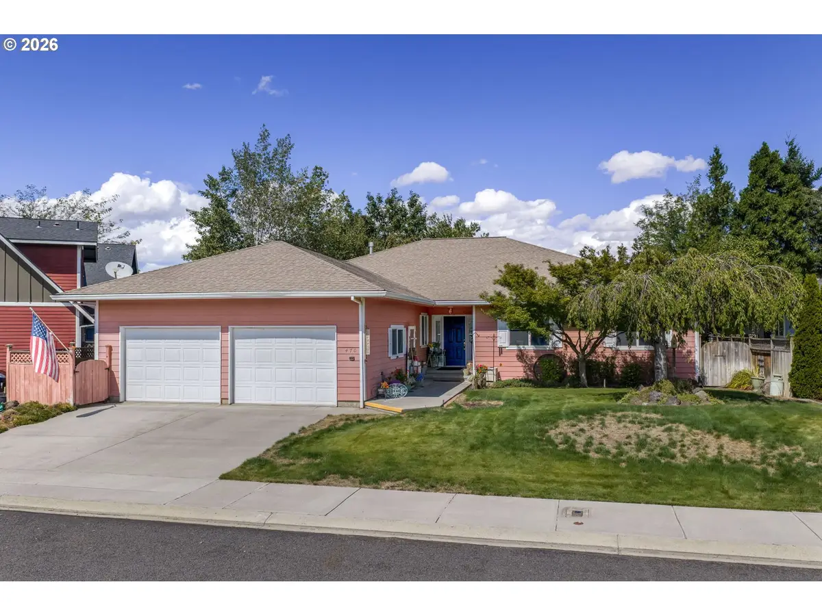 470 E Knoll Dr, The Dalles, OR 97058 - #1