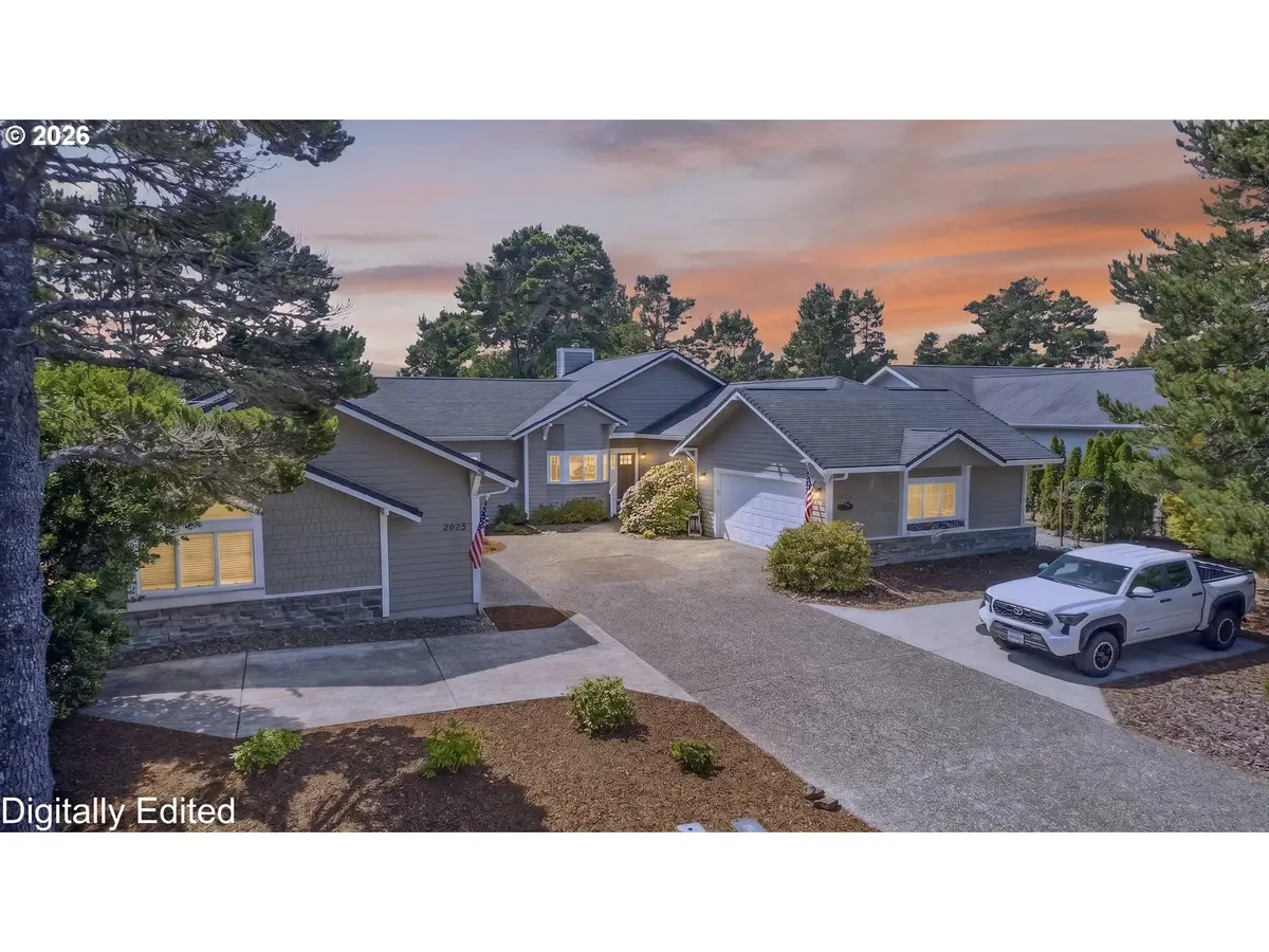 2026 Royal St Georges Dr, Florence, OR 97439 - #1