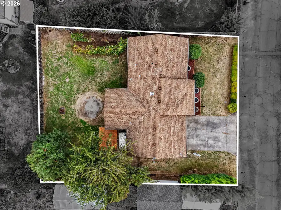 115 Grant St, Silverton, OR 97381 - #3